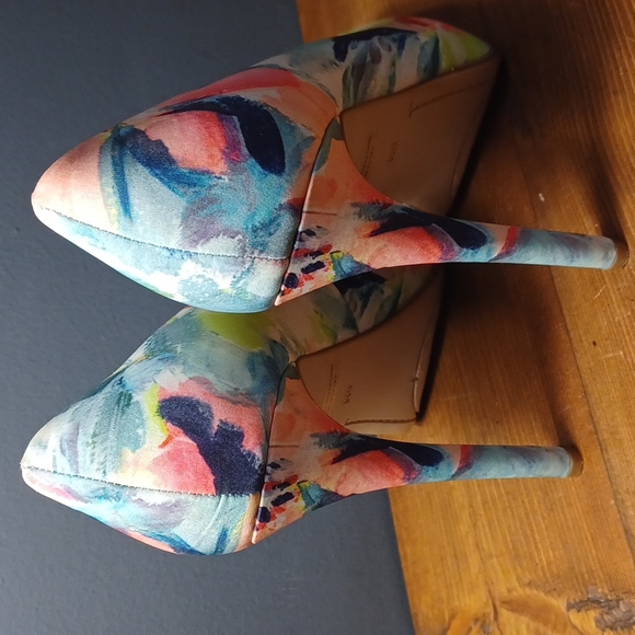 Guess heels - Picture 2 of 15